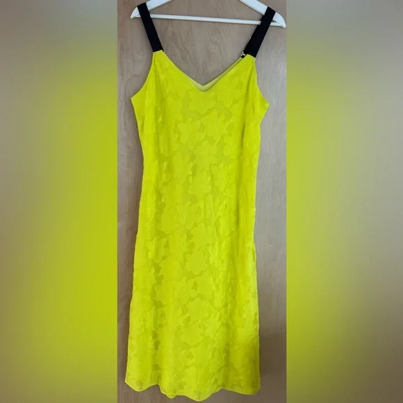 DKNY Clipped Jacquard Floral Dress - Picture 3 of 13